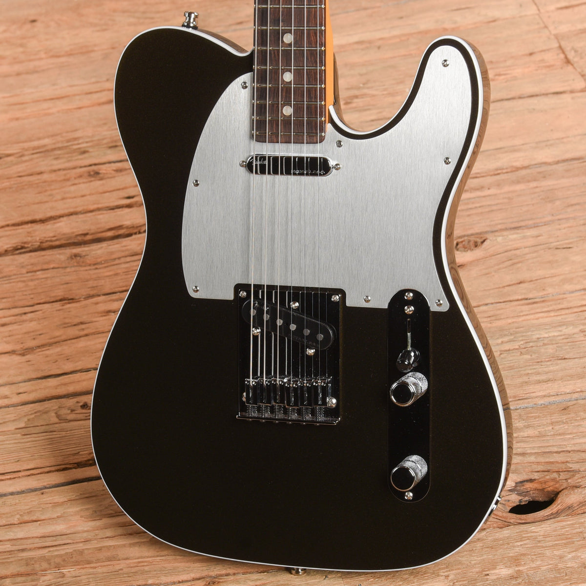 Fender American Ultra Telecaster Texas Tea 2022 - View 2 | MusicMarket
