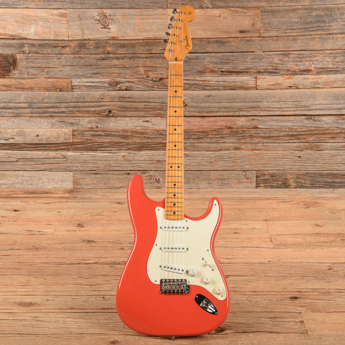 Fender American Vintage 57 Stratocaster Fiesta Red 1992 - View 4 | MusicMarket
