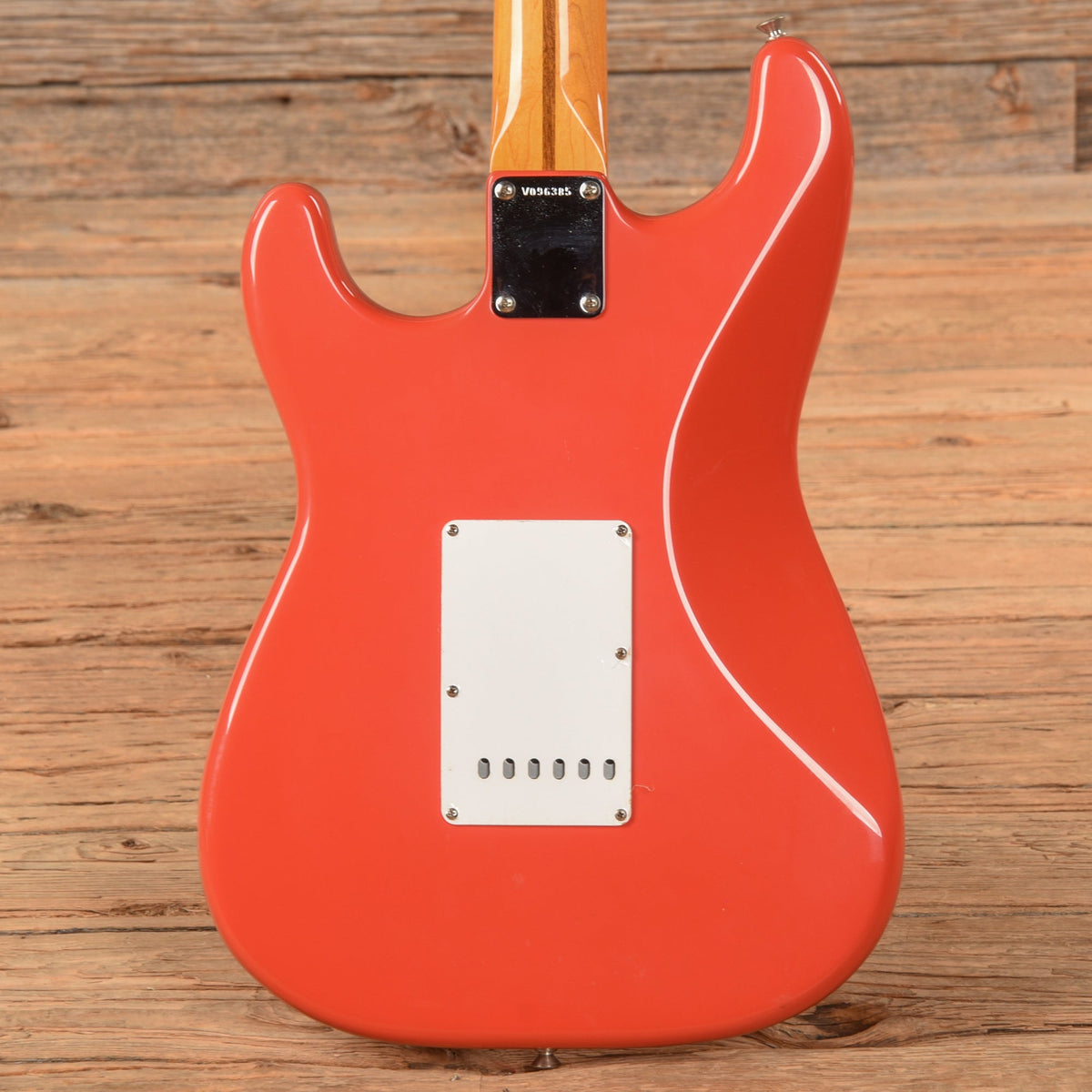Fender American Vintage 57 Stratocaster Fiesta Red 1992 - View 3 | MusicMarket