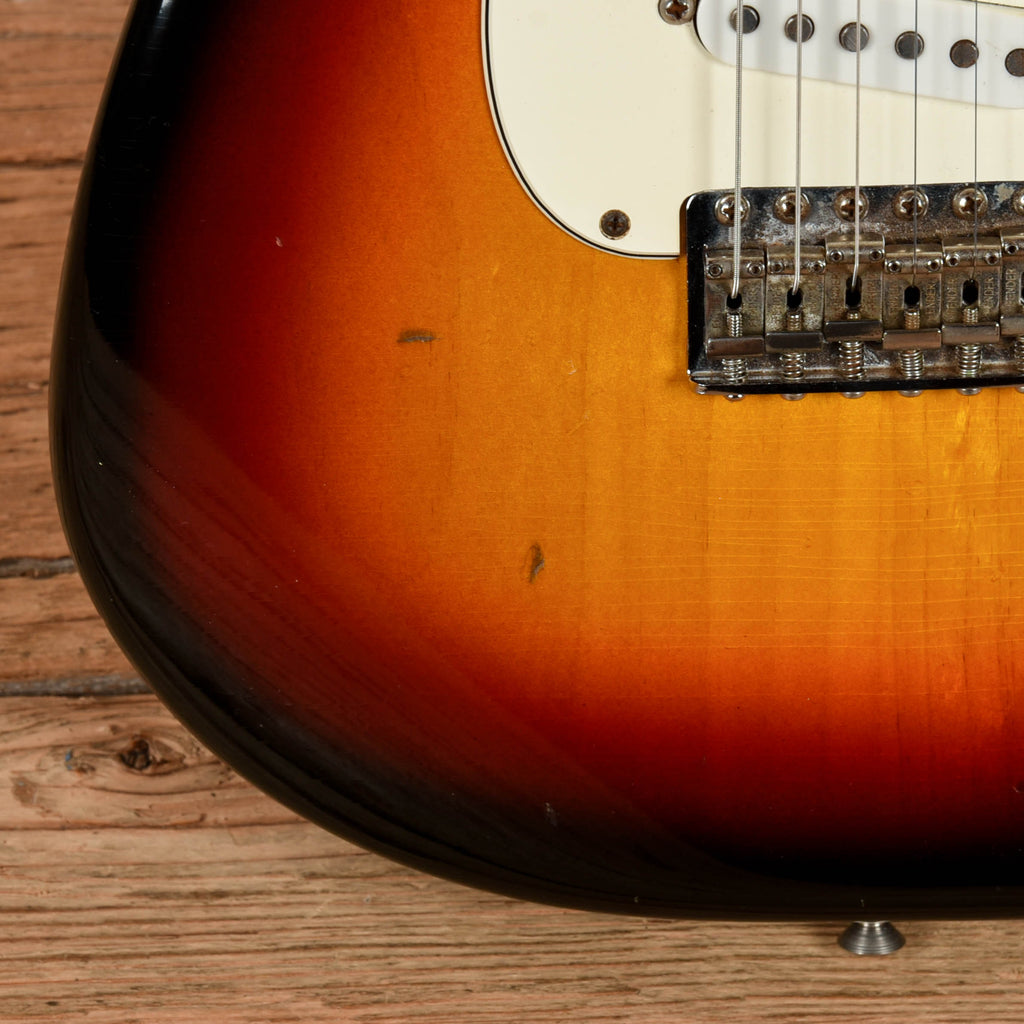 Fender American Vintage '62 Stratocaster Sunburst 1986 - View 11 | MusicMarket