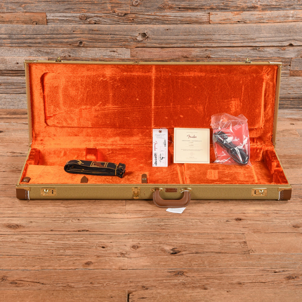 Fender Artist Eric Clapton Stratocaster Torino Red - View 9 | MusicMarket