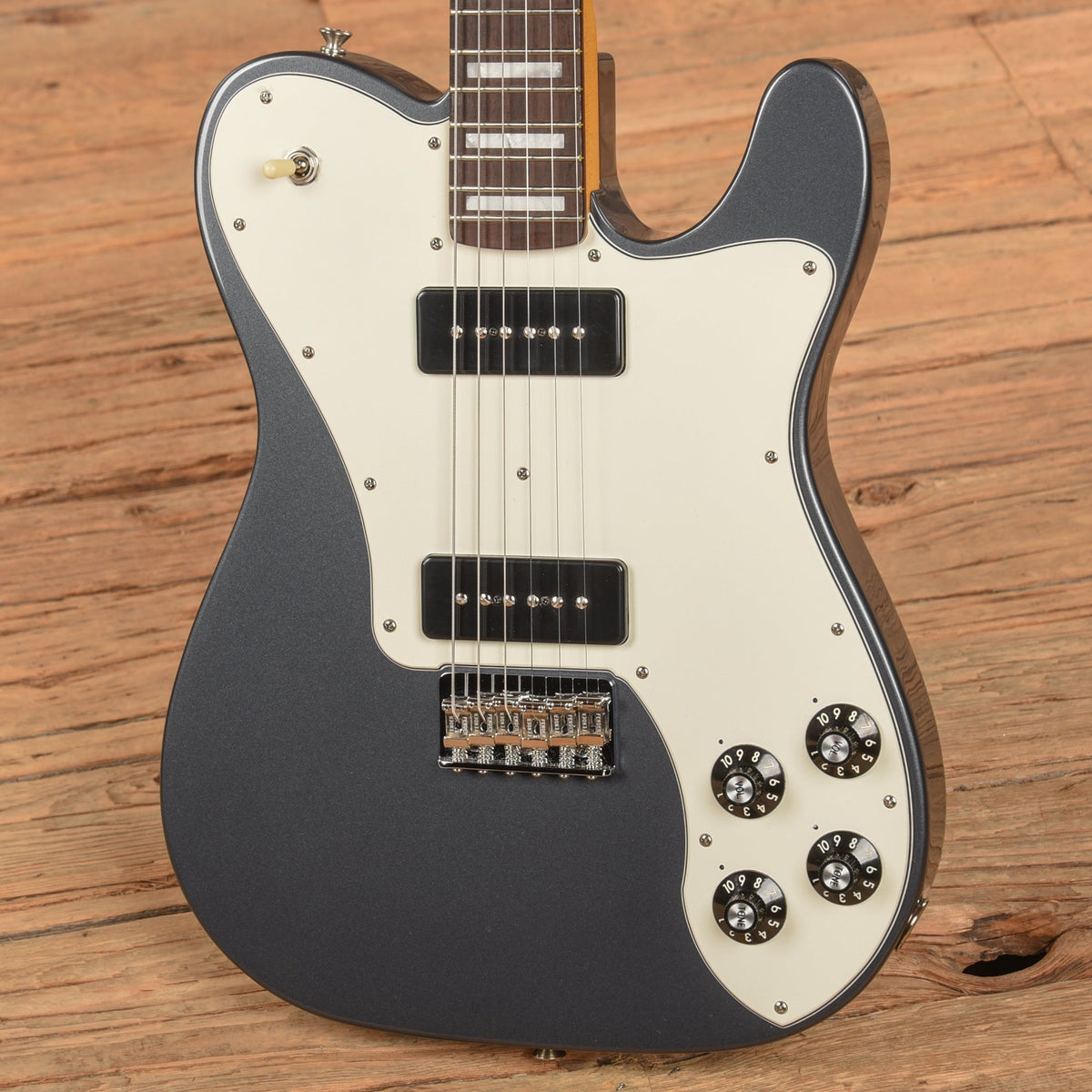 Fender Chris Shiflett Cleaver Signature Telecaster Deluxe Charcoal Frost Metallic 2024 - View 2 | MusicMarket