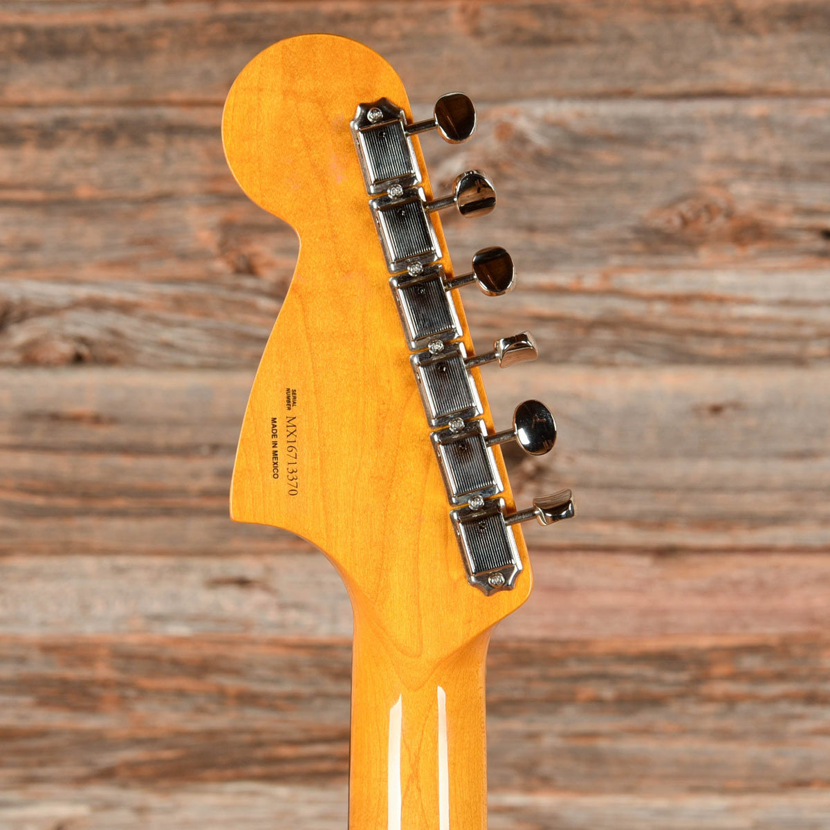 Fender Classic '60s Jaguar Lacquer Fiesta Red 2016 - View 7 | MusicMarket