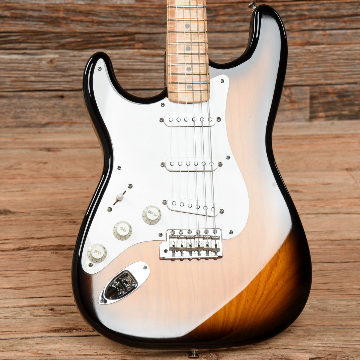 Fender Custom Classic 1957 Stratocaster Gene Baker 2-Tone Sunburst 1995 LEFTY - View 8 | MusicMarket