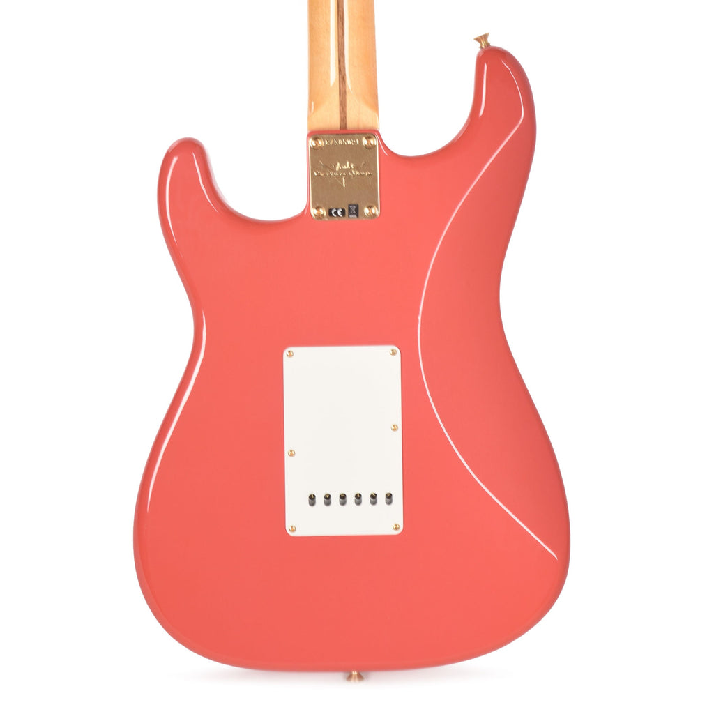 Fender Custom Shop 1955 Stratocaster Deluxe Closet Classic Faded Aged Fiesta Red - View 3 | MusicMarket