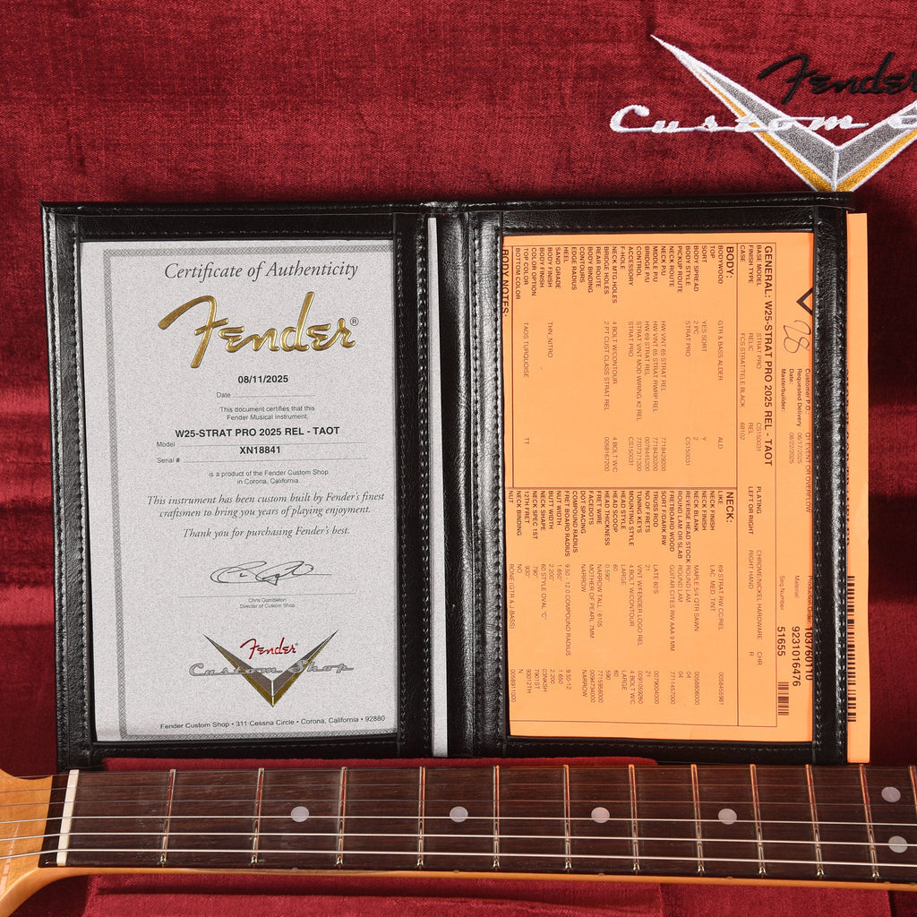 Fender Custom Shop 2025 Strat Pro Relic Taos Turquoise - View 9 | MusicMarket