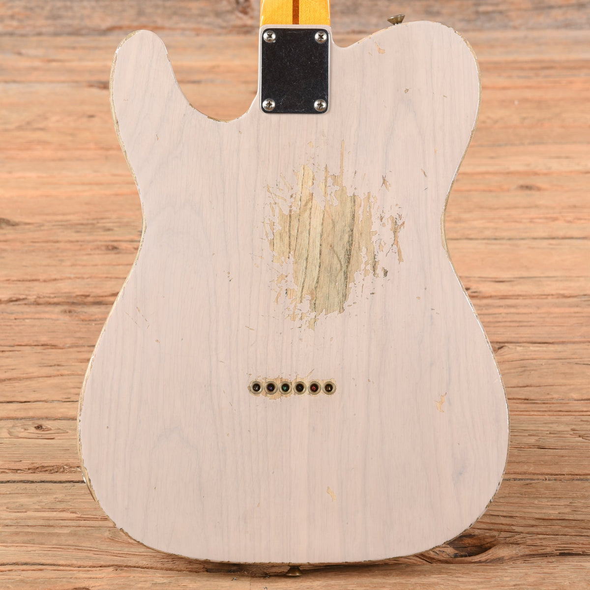 Fender Custom Shop 52 Telecaster Streamline Heavy Relic White 2022 - View 3 | MusicMarket