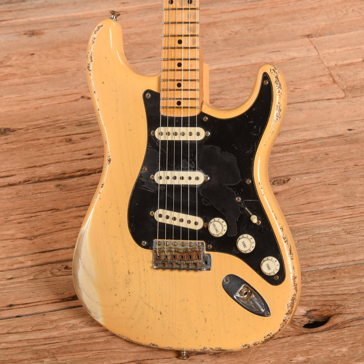 Fender Custom Shop '57 Stratocaster Heavy Relic Nocaster Blonde 2008 - View 2 | MusicMarket