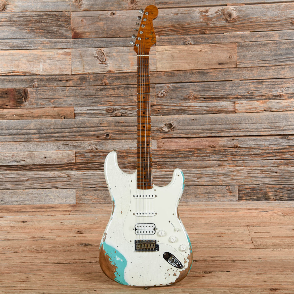 Fender Custom Shop '57 Stratocaster Heavy Relic White 2023 - View 4 | MusicMarket