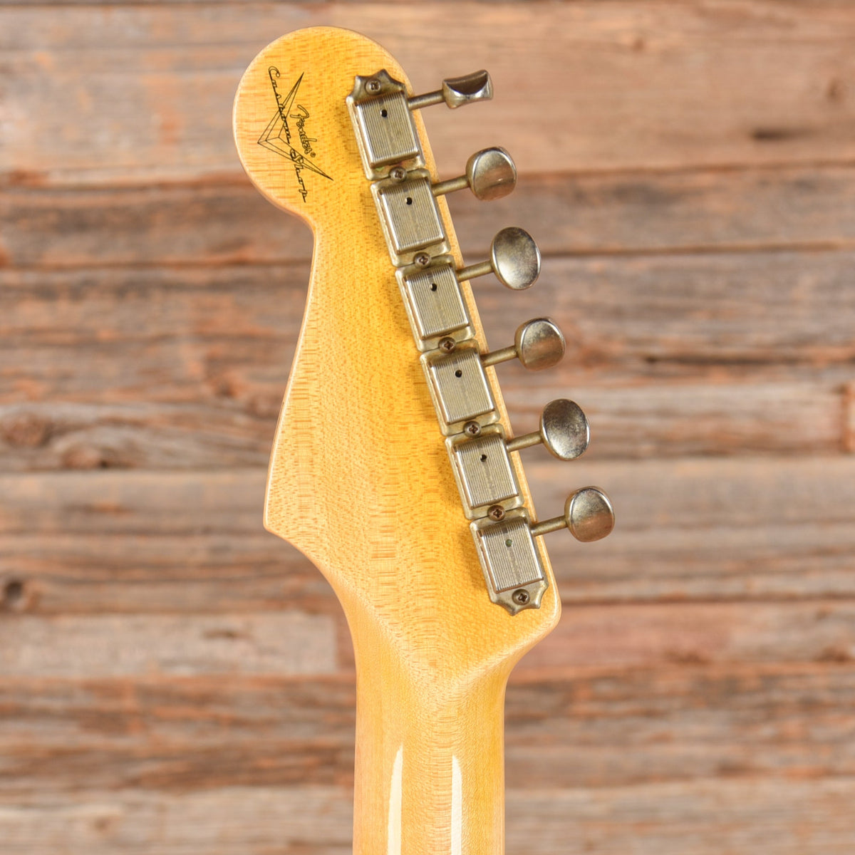 Fender Custom Shop '57 Stratocaster Journeyman Relic Candy Apple Red 2022 - View 7 | MusicMarket