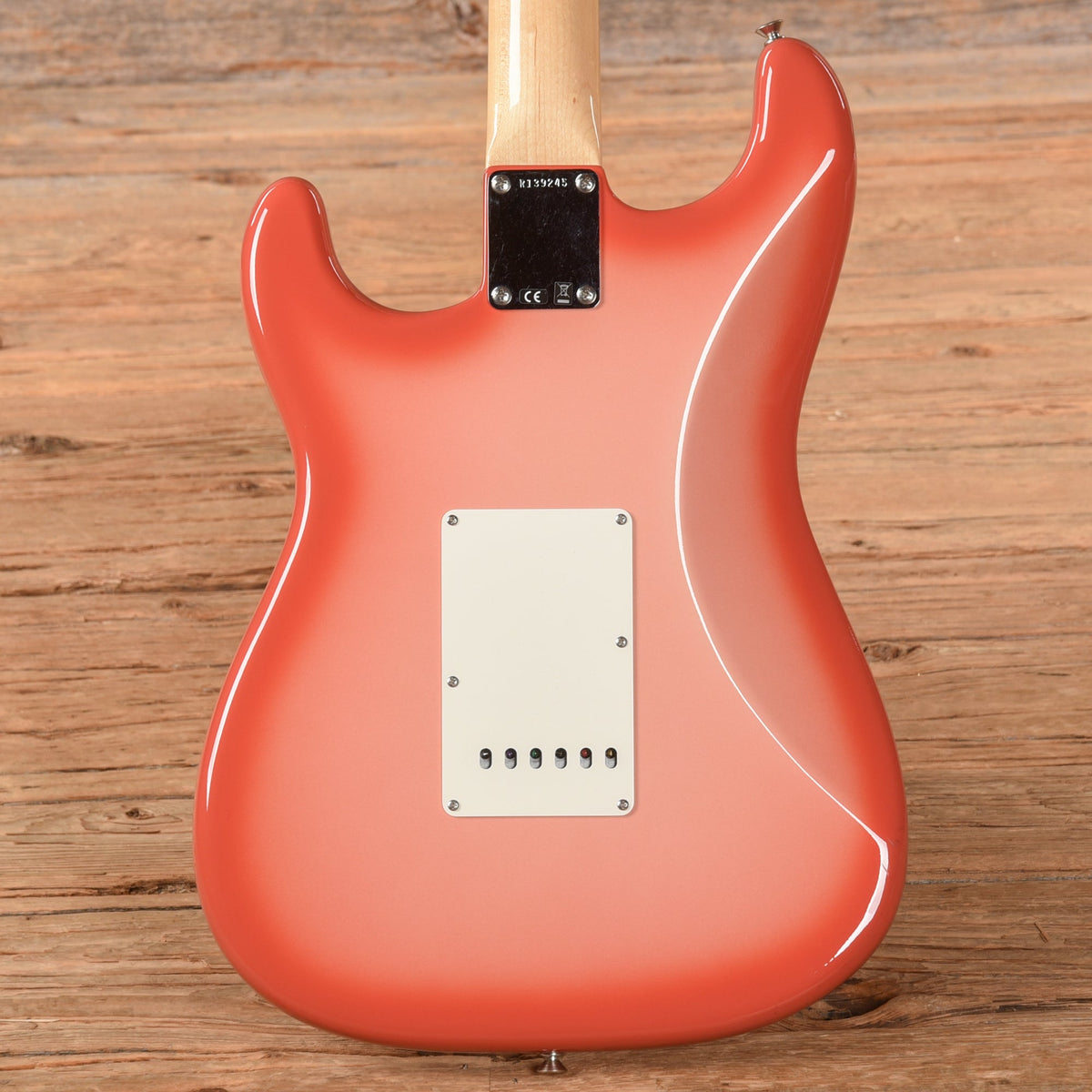 Fender Custom Shop '60 Stratocaster "Chicago Special" Closet Classic Tahitian Coral Burst - View 3 | MusicMarket