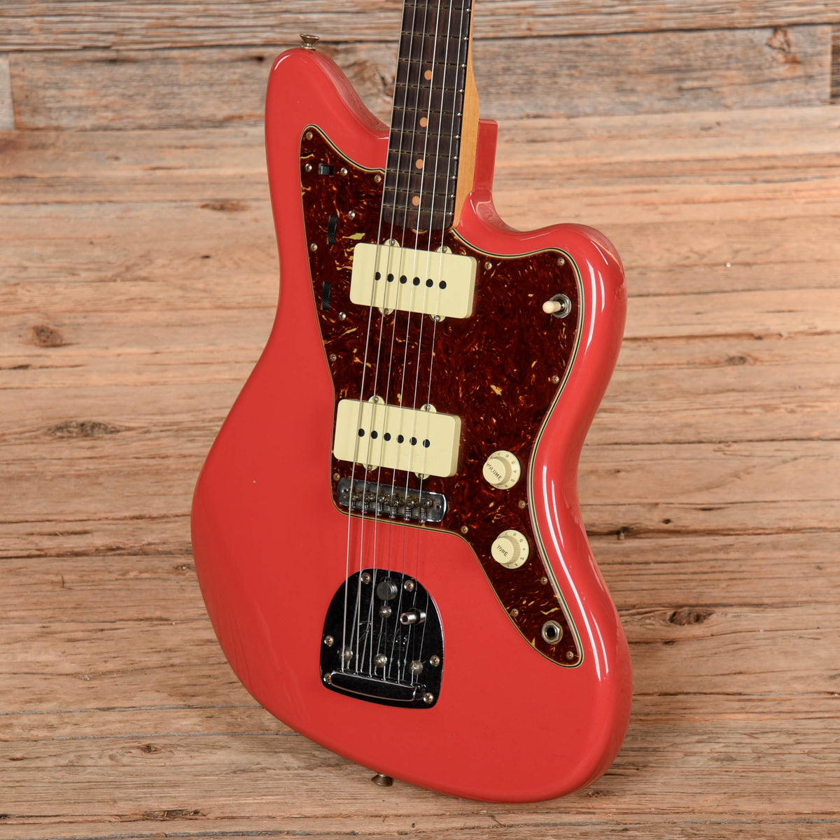 Fender Custom Shop '62 Reissue Jazzmaster Journeyman Relic Fiesta Red 2025 - View 2 | MusicMarket