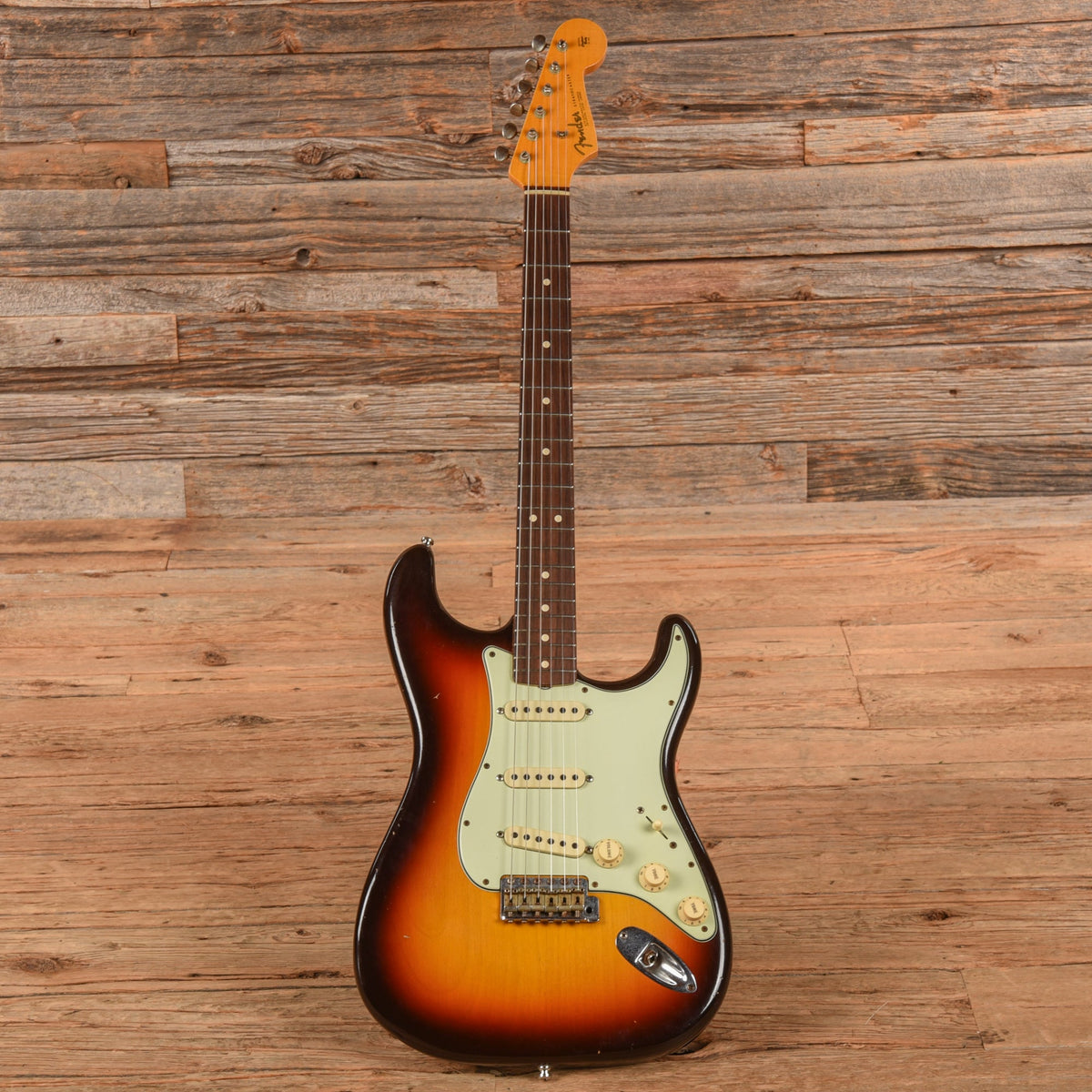 Fender Custom Shop '63 Stratocaster Relic Sunburst 2020 - View 4 | MusicMarket