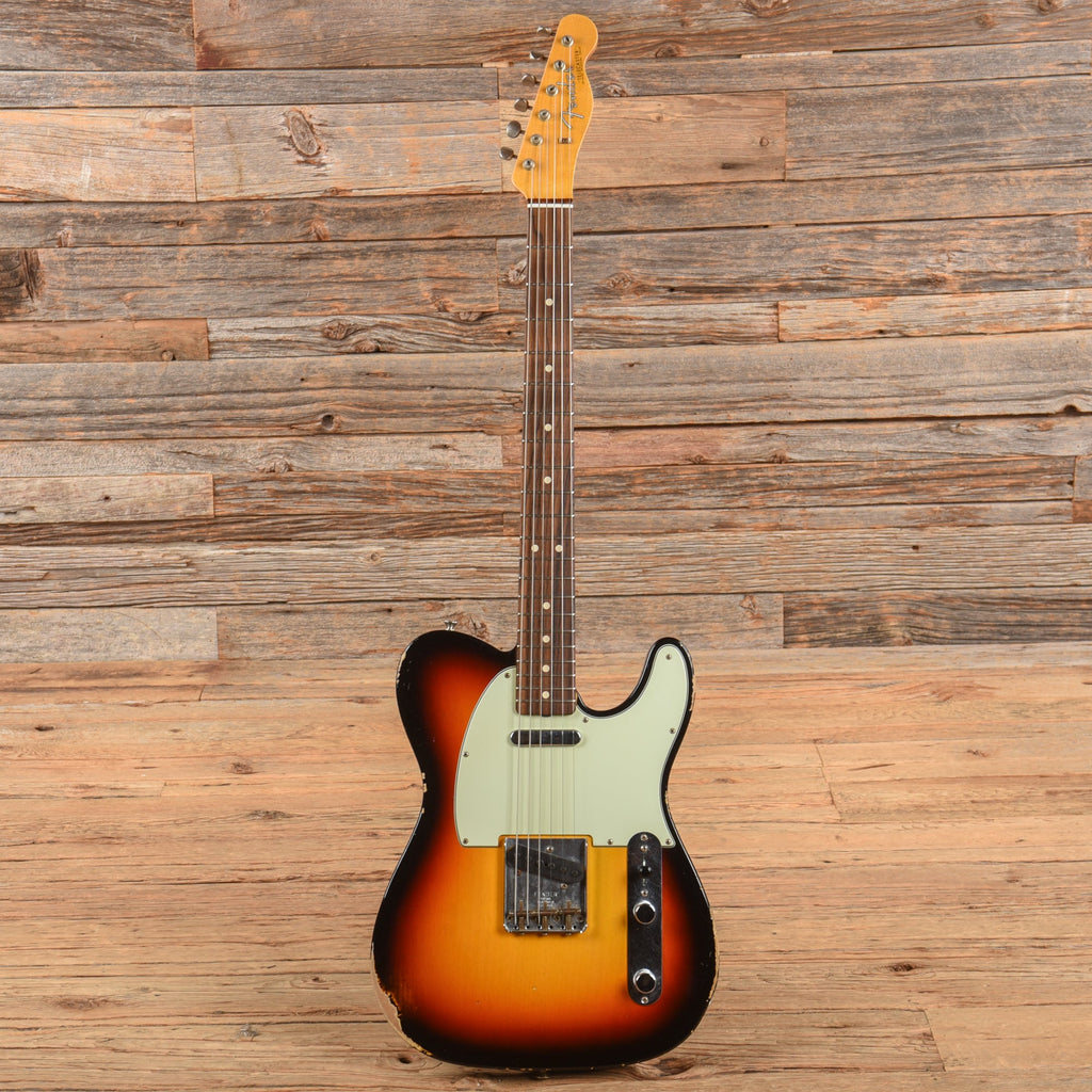 Fender Custom Shop '63 Telecaster Relic Sunburst 2017 - View 4 | MusicMarket