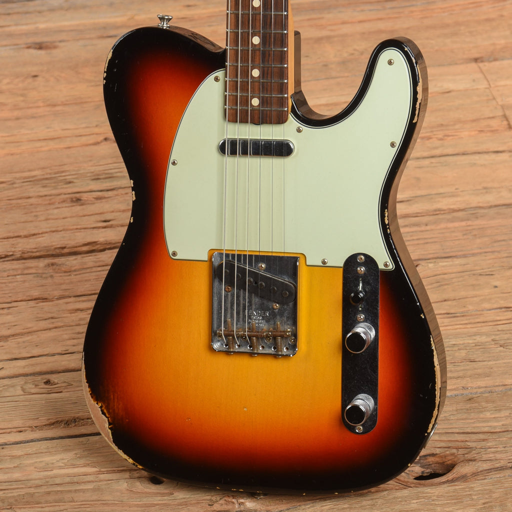 Fender Custom Shop '63 Telecaster Relic Sunburst 2017 - View 2 | MusicMarket