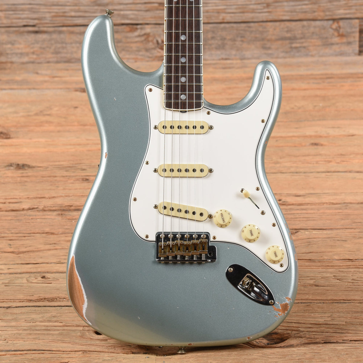 Fender Custom Shop 67 Stratocaster Relic Aged Firemist Silver 2023 - MusicMarket