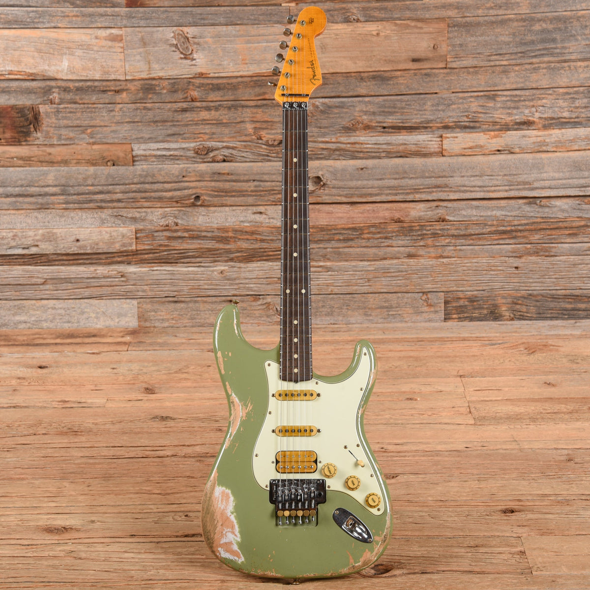 Fender Custom Shop Alley Cat Stratocaster Relic Green 2021 - View 4 | MusicMarket