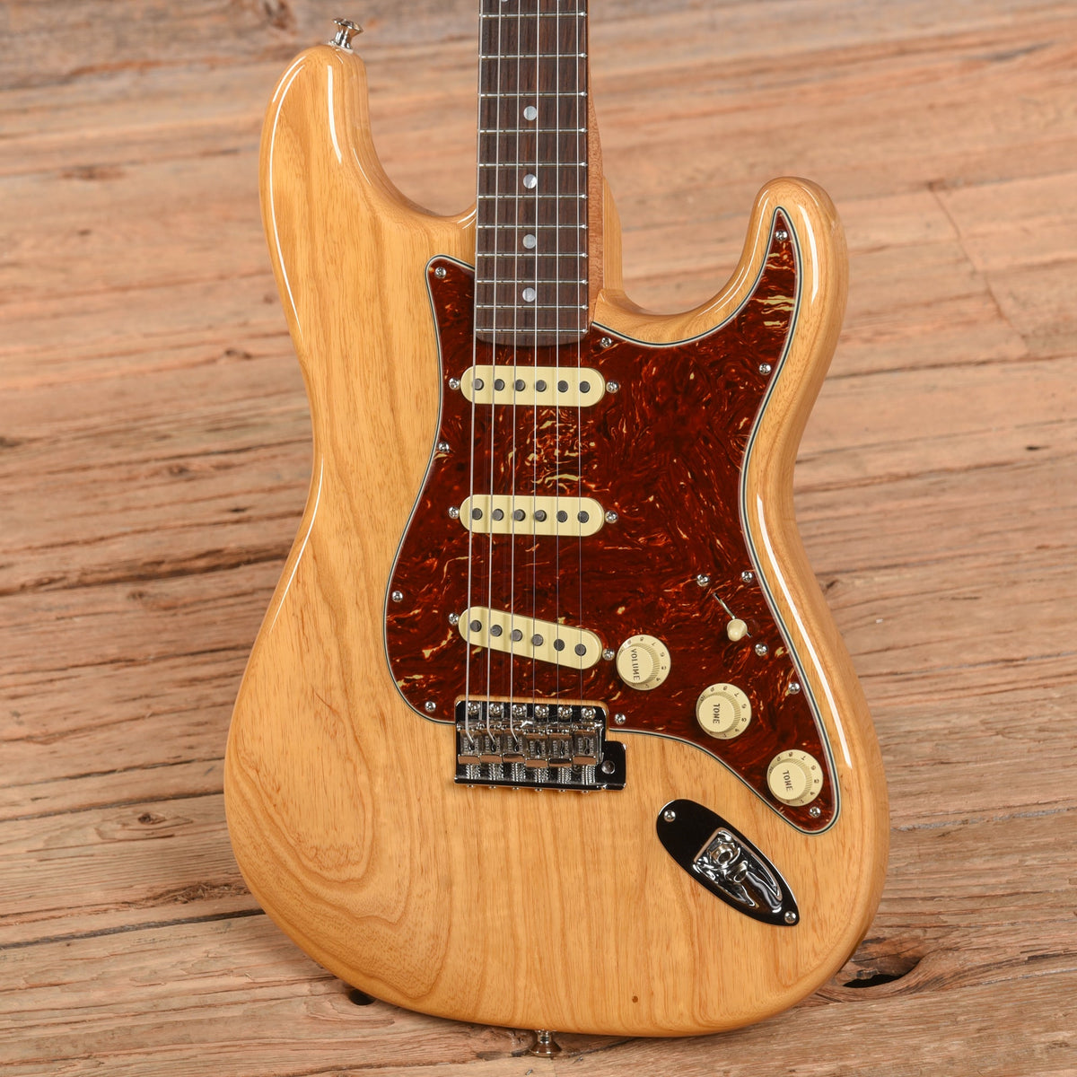 Fender Custom Shop American Custom Stratocaster NOS Aged Natural 2023 - View 2 | MusicMarket
