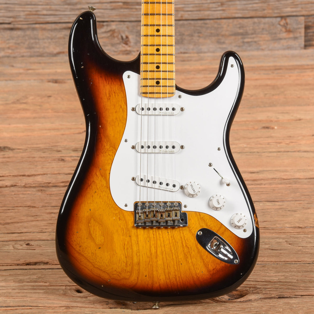 Fender Custom Shop Eric Clapton Signature Stratocaster Journeyman Relic Sunburst 2017 - MusicMarket