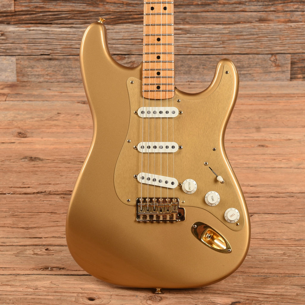 Fender Custom Shop HLE Limited Edition Stratocaster Gold - MusicMarket