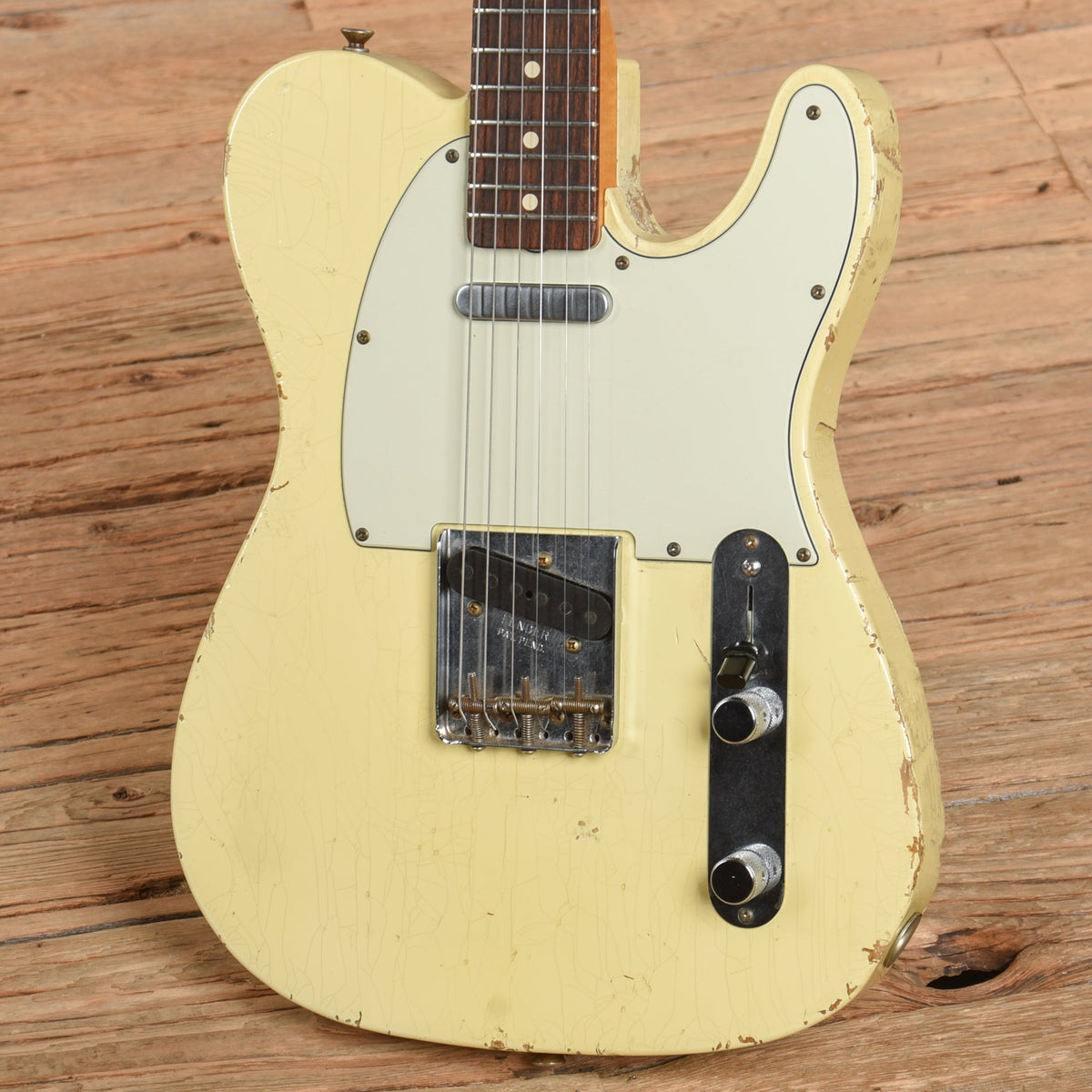 Fender Custom Shop LTD '64 Telecaster Relic Aged White 2009 - View 2 | MusicMarket