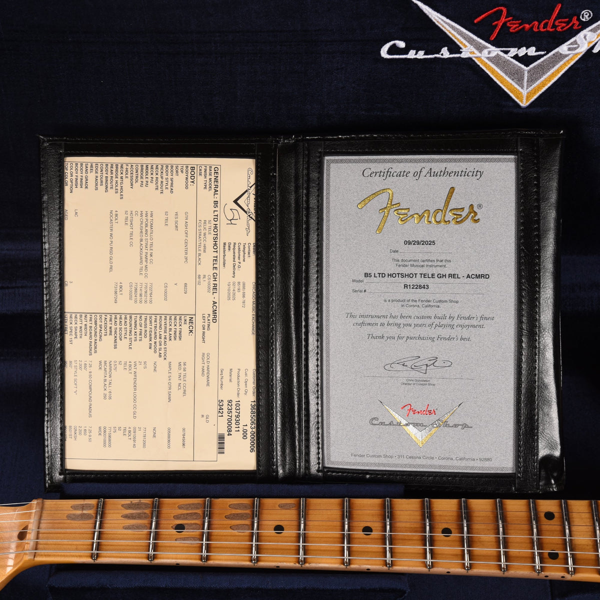 Fender Custom Shop LTD Hotshot Telecaster Relic Aged Cimmaron Red - View 9 | MusicMarket