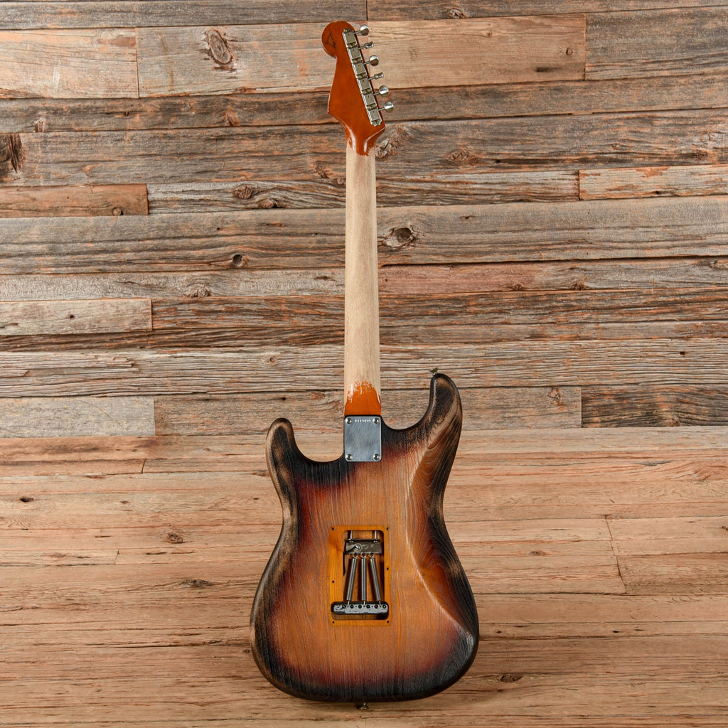 Fender Custom Shop Paul Waller Masterbuilt Sand Blast Stratocaster 3-Tone Sunburst 2023 - View 5 | MusicMarket