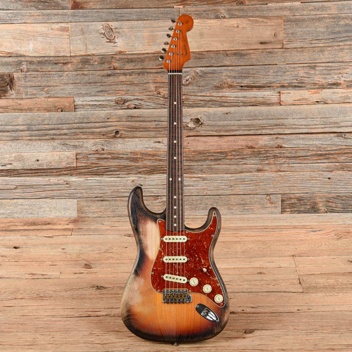 Fender Custom Shop Paul Waller Masterbuilt Sand Blast Stratocaster 3-Tone Sunburst 2023 - View 4 | MusicMarket