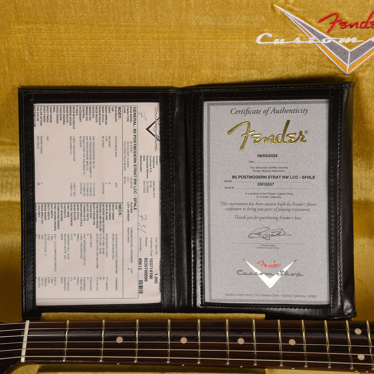 Fender Custom Shop Postmodern Stratocaster Deluxe Closet Classic Super Faded HLE Gold - View 9 | MusicMarket
