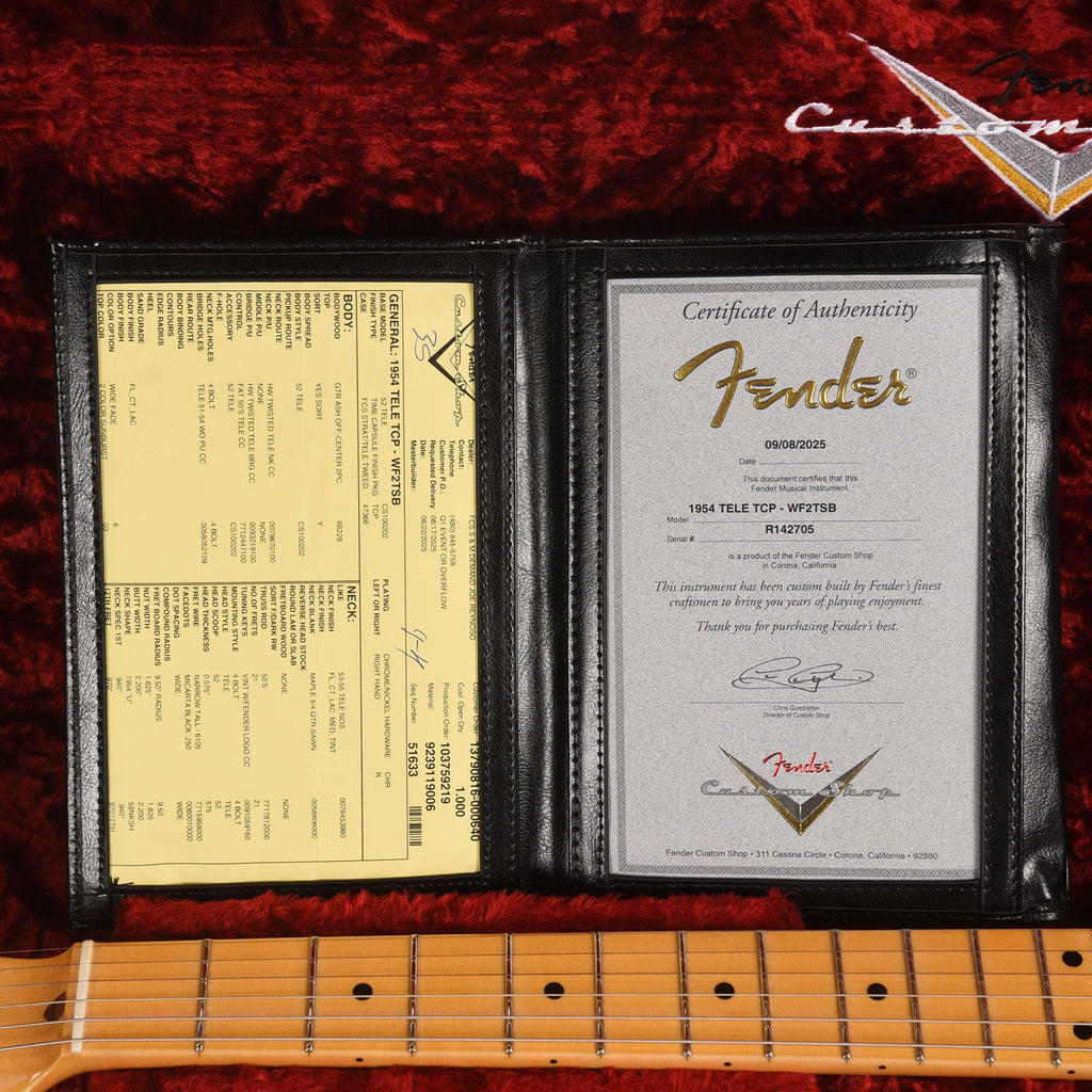 Fender Custom Shop Special Run 1954 Telecaster Time Capsule Wide Fade 2-Tone Sunburst - View 9 | MusicMarket
