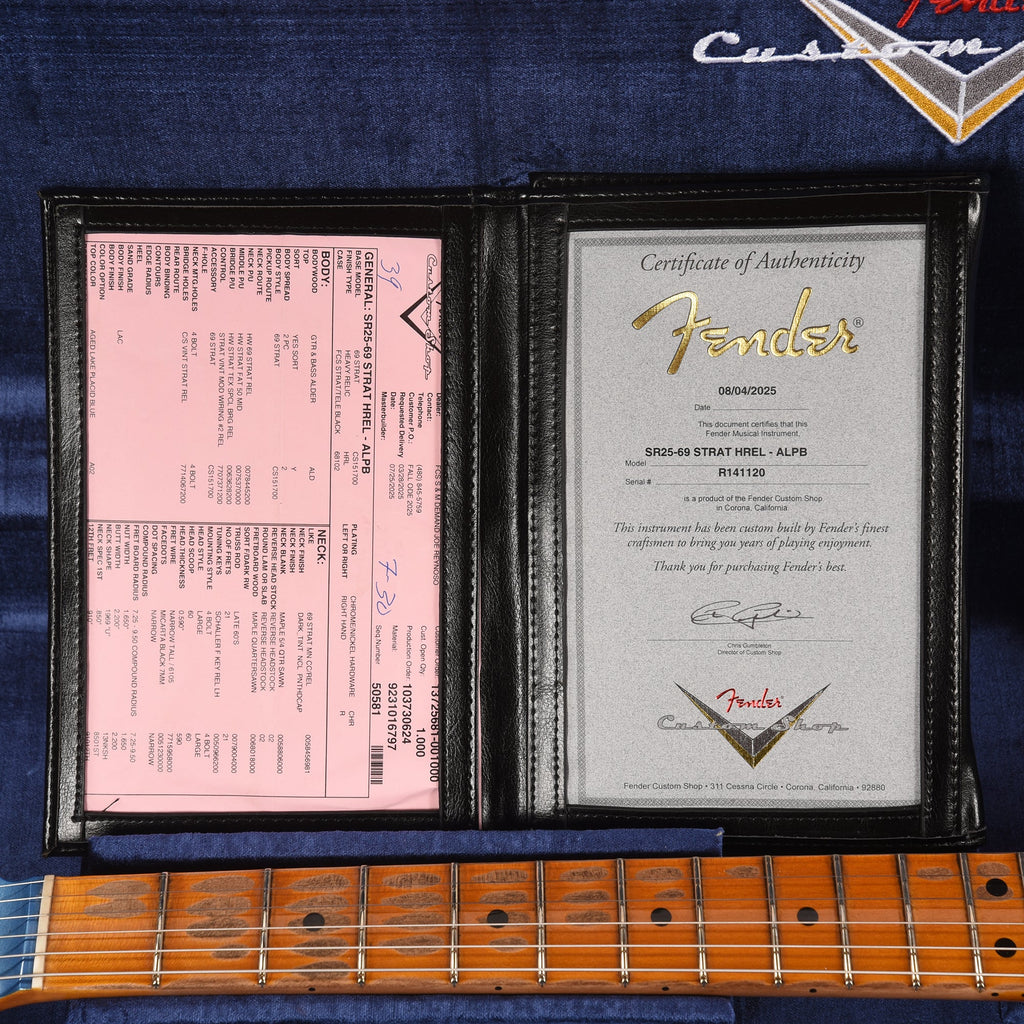 Fender Custom Shop Special Run 1969 Stratocaster Heavy Relic Aged Lake Placid Blue - View 9 | MusicMarket