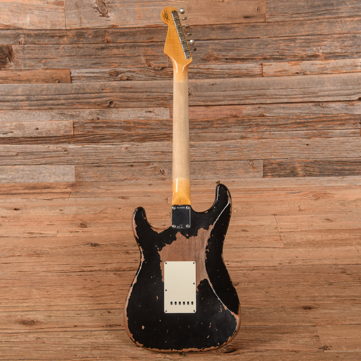 Fender Custom Shop WW10 '61 Stratocaster Super Heavy Relic Black - View 5 | MusicMarket