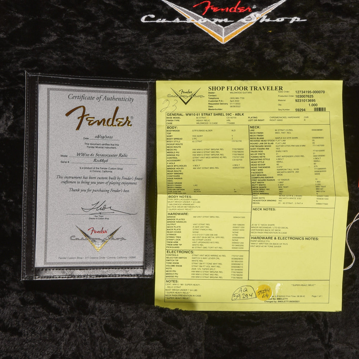 Fender Custom Shop WW10 '61 Stratocaster Super Heavy Relic Black - View 10 | MusicMarket
