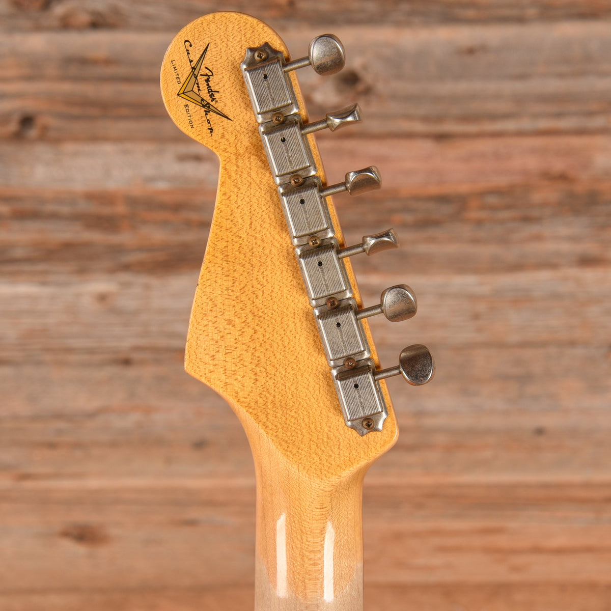 Fender Custom Shop WW10 '61 Stratocaster Super Heavy Relic Black - View 7 | MusicMarket