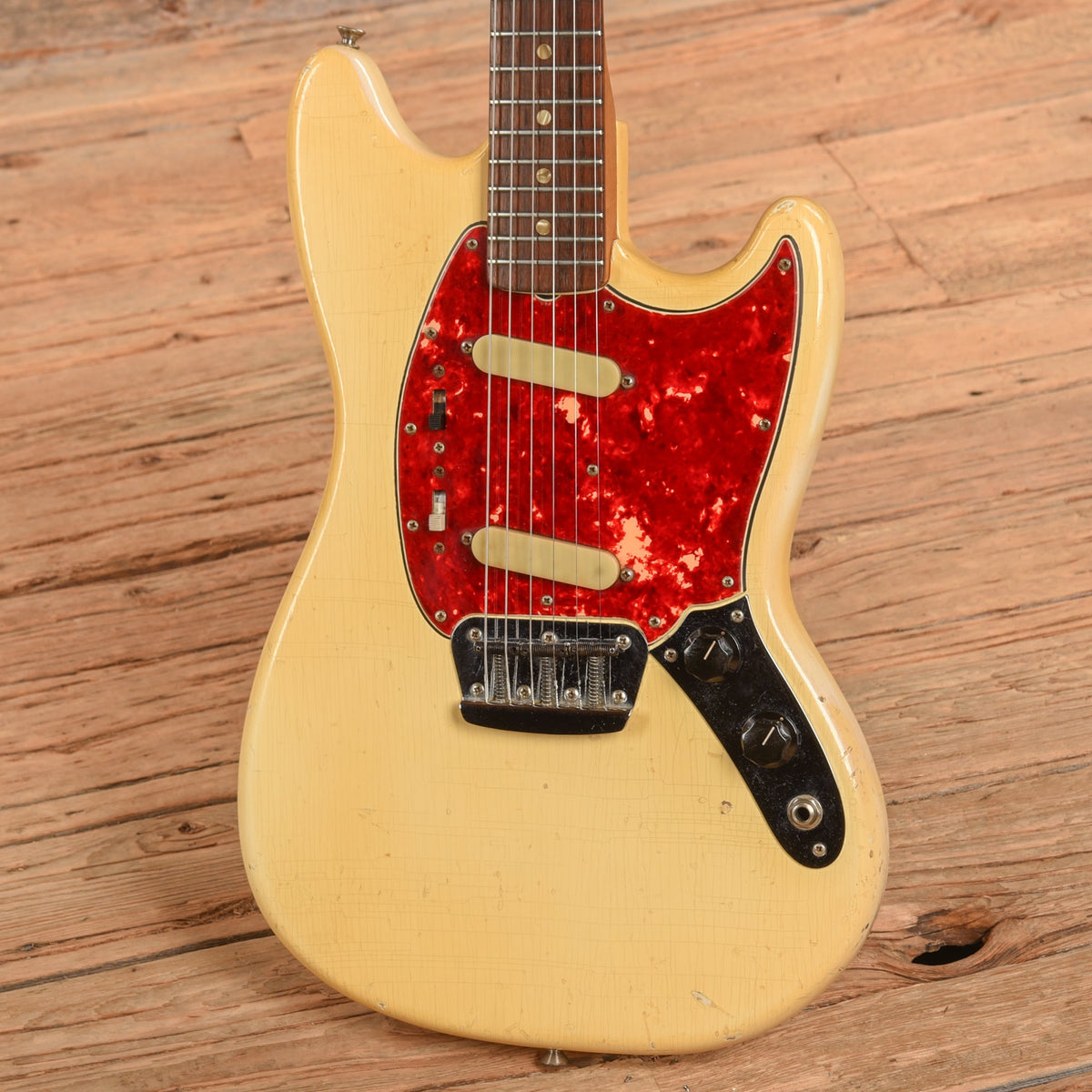Fender Duosonic II Blonde 1966 - View 2 | MusicMarket