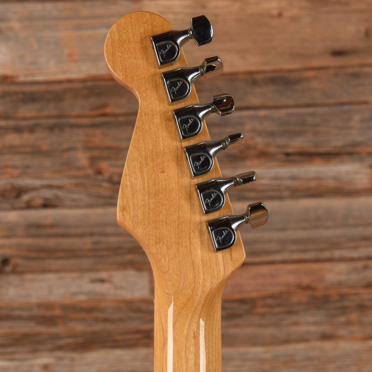 Fender Elite Stratocaster Sunburst 1983 - View 7 | MusicMarket