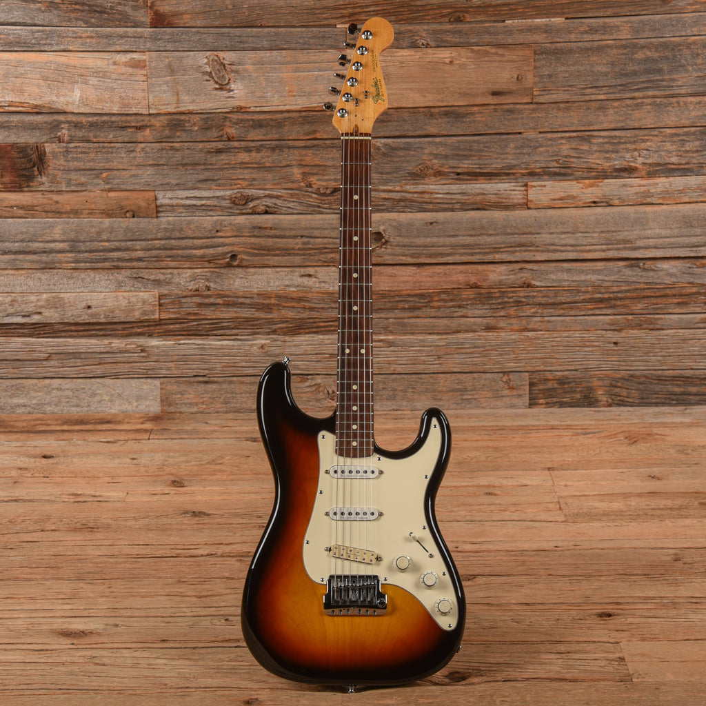 Fender Elite Stratocaster Sunburst 1983 - View 4 | MusicMarket