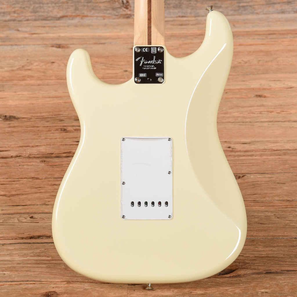 Fender Eric Clapton Stratocaster Olympic White 2015 - View 3 | MusicMarket