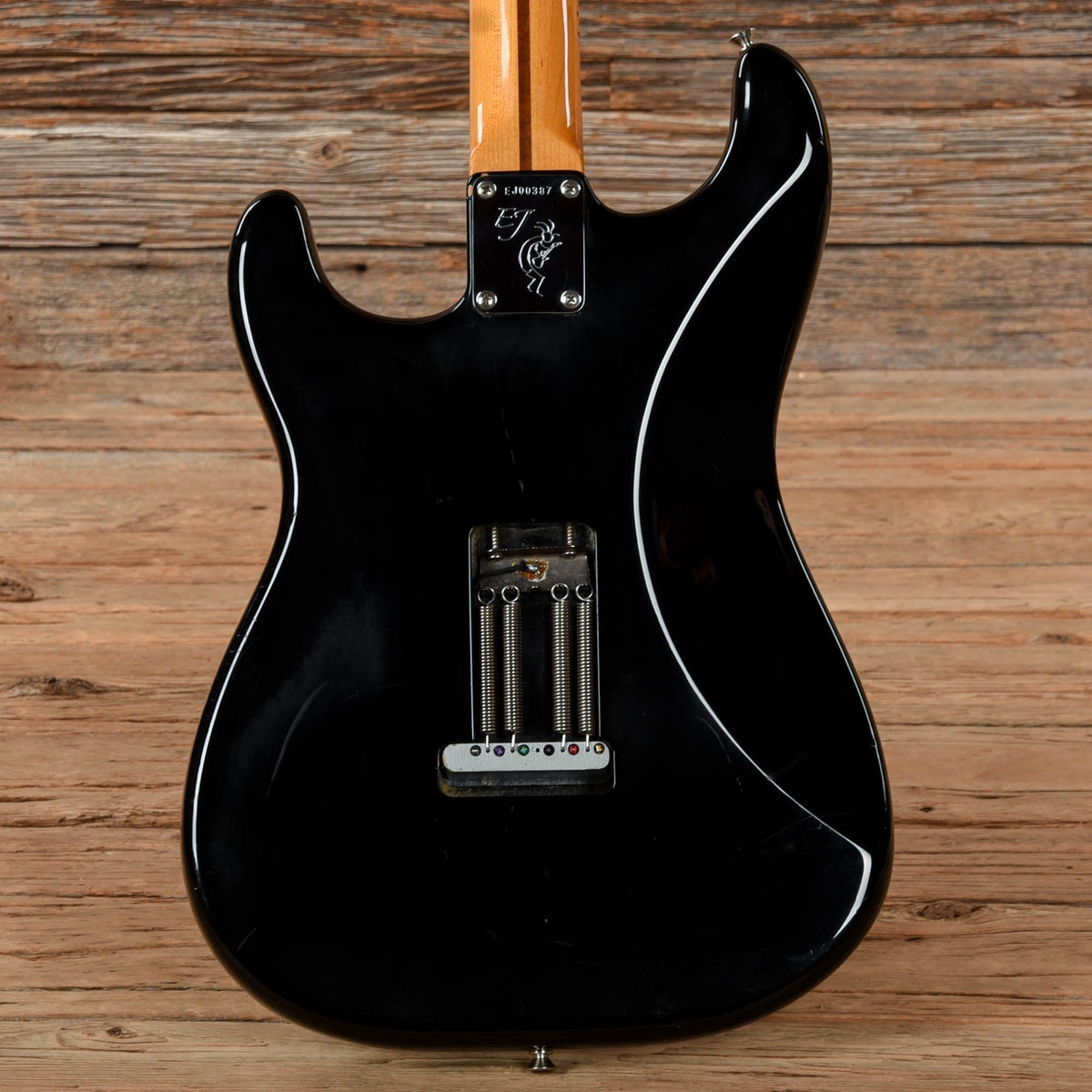 Fender Eric Johnson Stratocaster Black 2005 - View 3 | MusicMarket