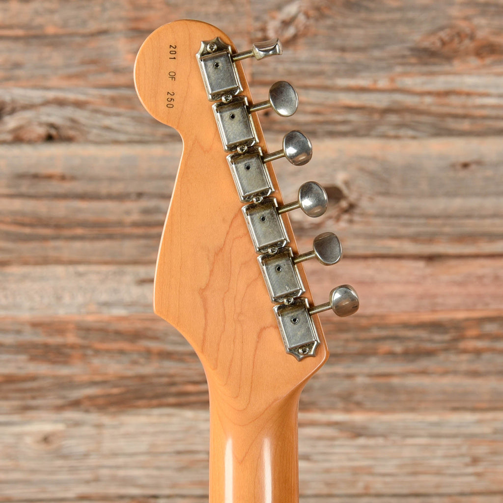 Fender GC 30th Anniversary Stratocaster Sunburst 1994 - View 7 | MusicMarket