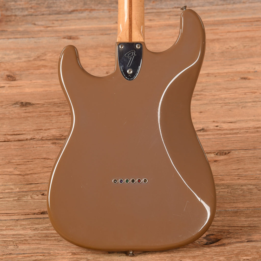Fender International Series Stratocaster Hardtail Sahara Toupe 1981 - View 3 | MusicMarket