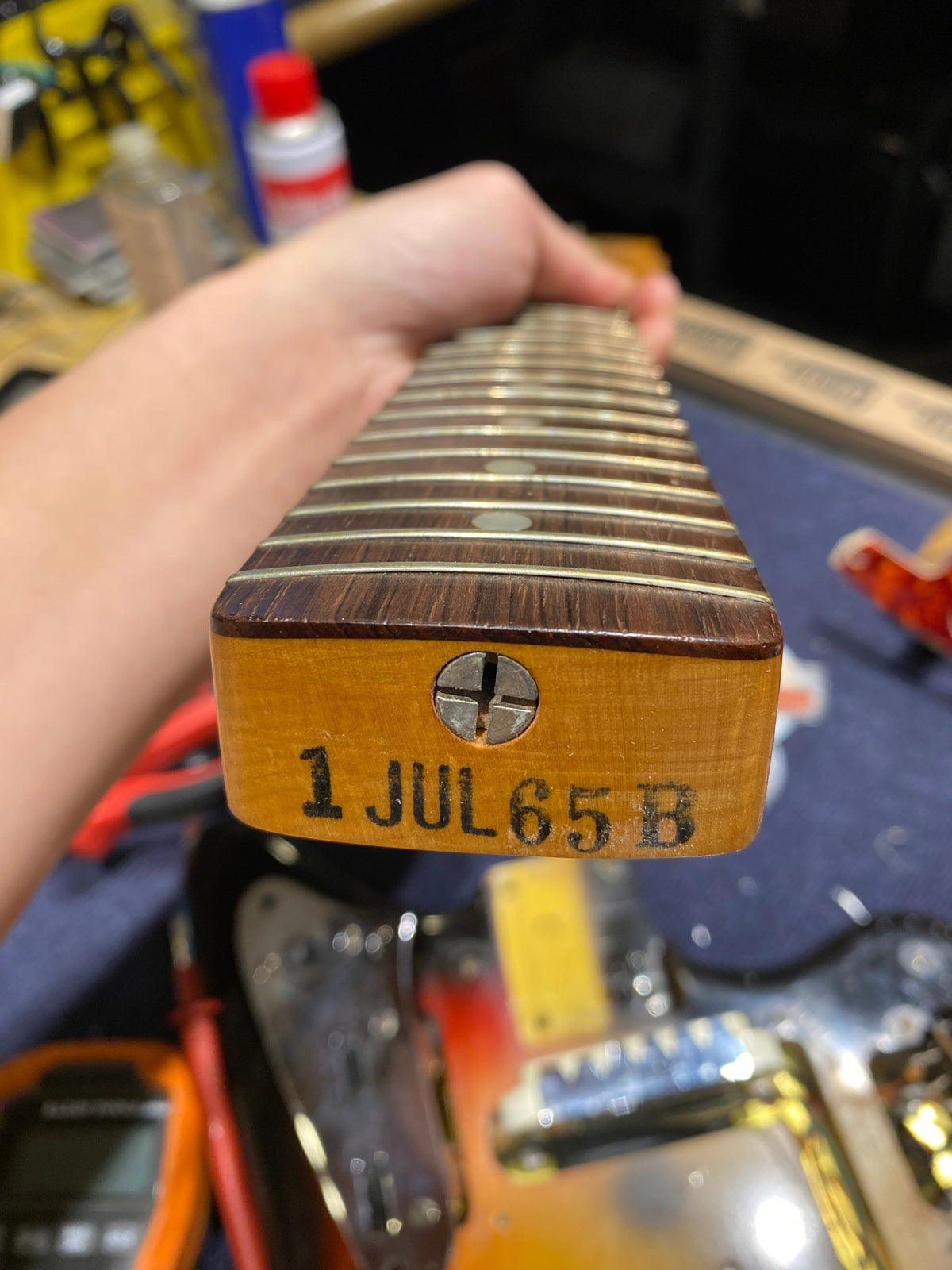 Fender Jaguar Sunburst 1965 - View 14 | MusicMarket