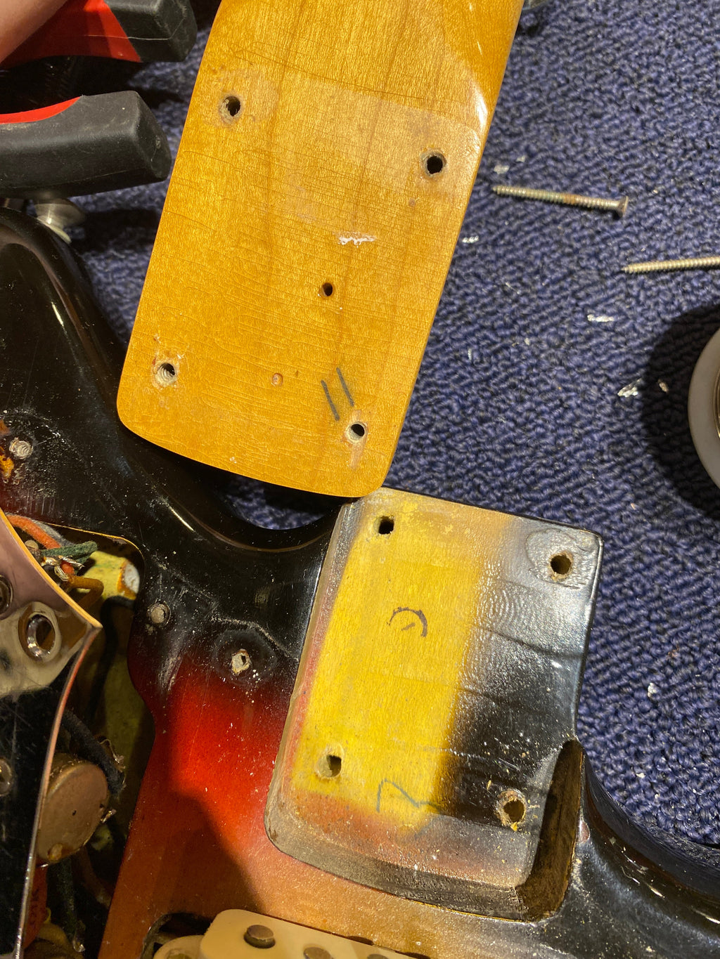 Fender Jaguar Sunburst 1965 - View 13 | MusicMarket