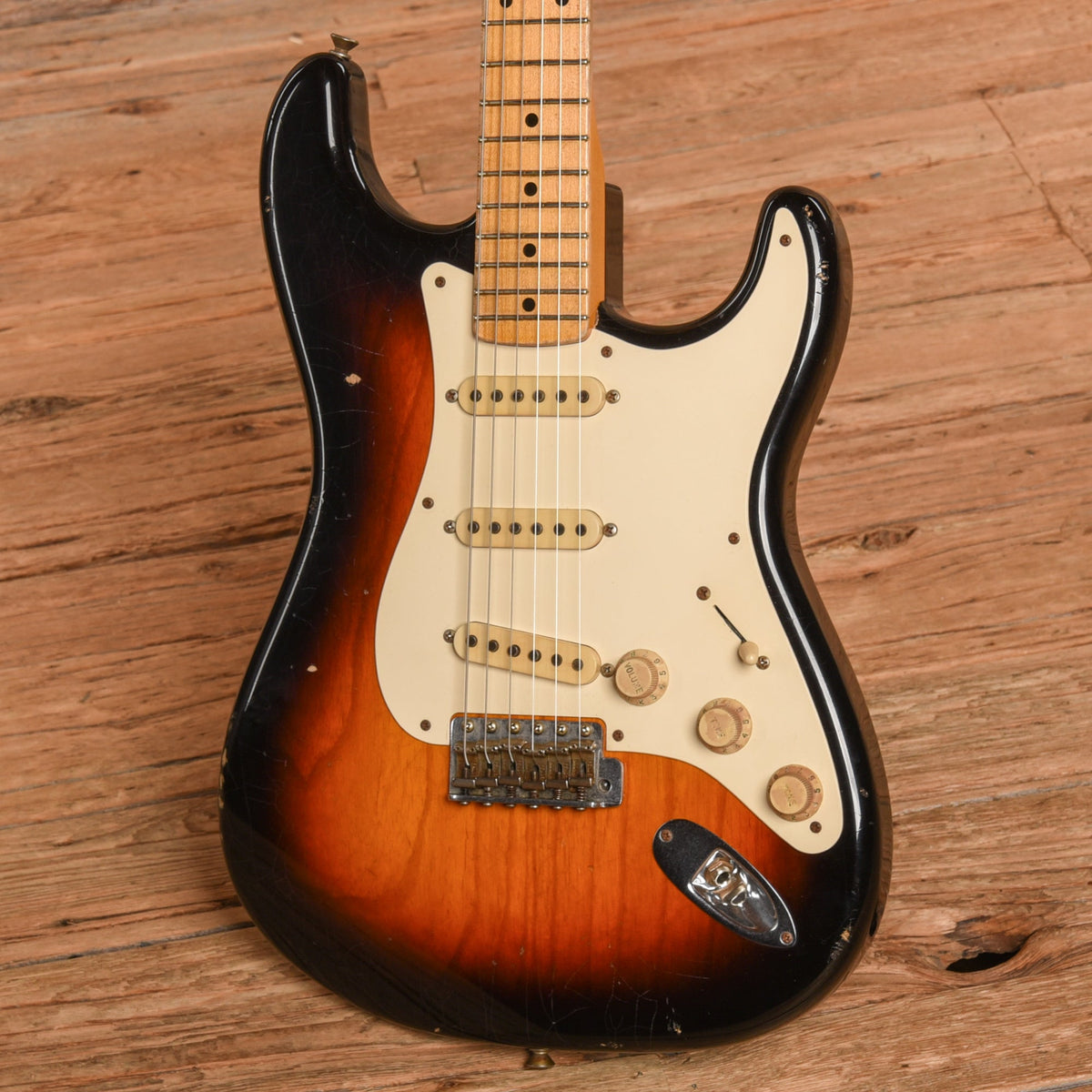 Fender Jason Smith Masterbuilt '57 Relic Strat w/ Hand Wound Abby Ybarra Pickups Sunburst 2010 - View 2 | MusicMarket