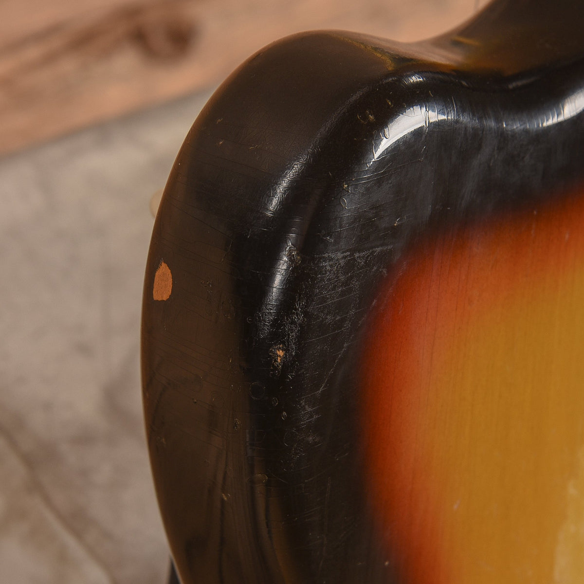 Fender Jazzmaster Sunburst 1966 - View 12 | MusicMarket