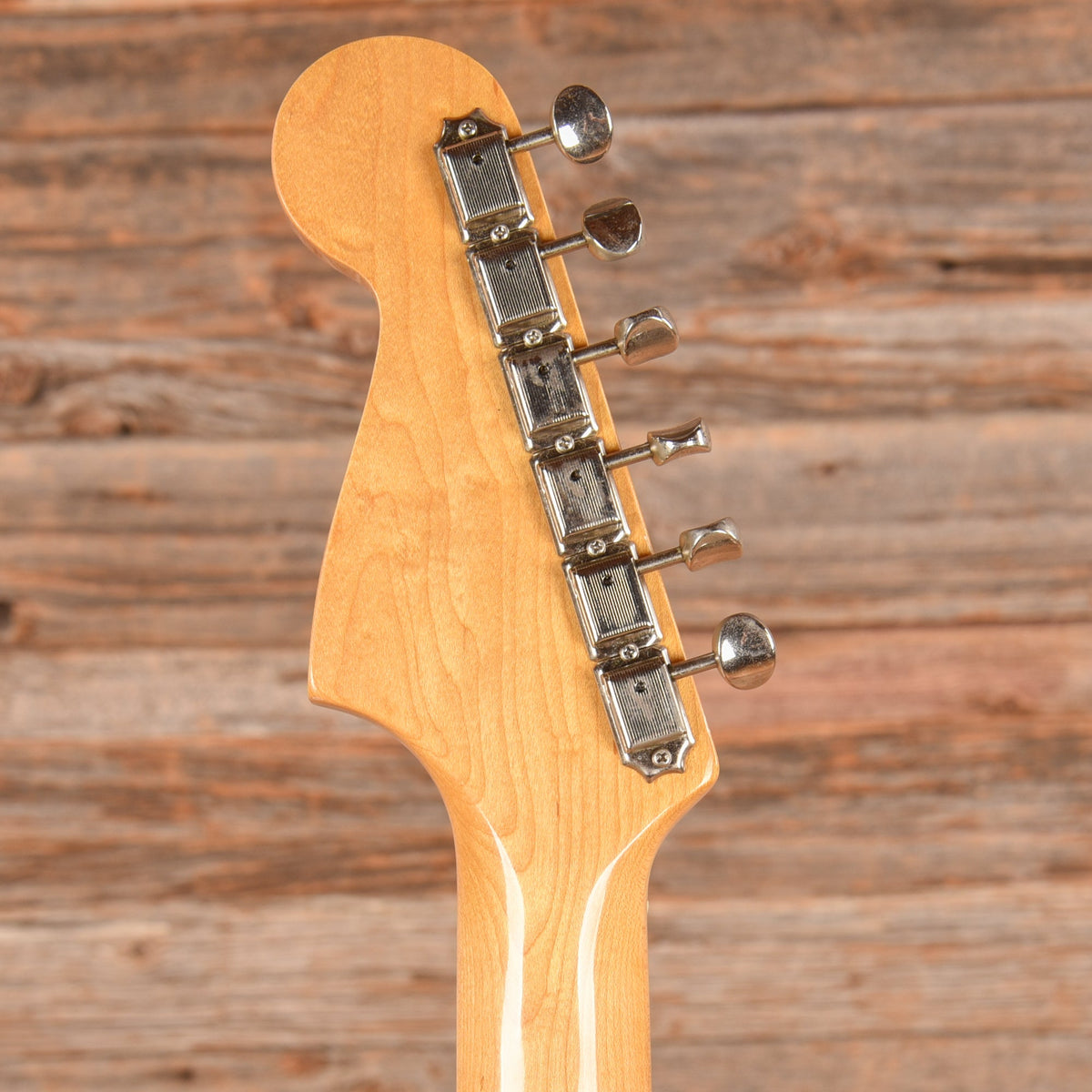 Fender JM-66 Jazzmaster Candy Apple Red 1985 - View 7 | MusicMarket