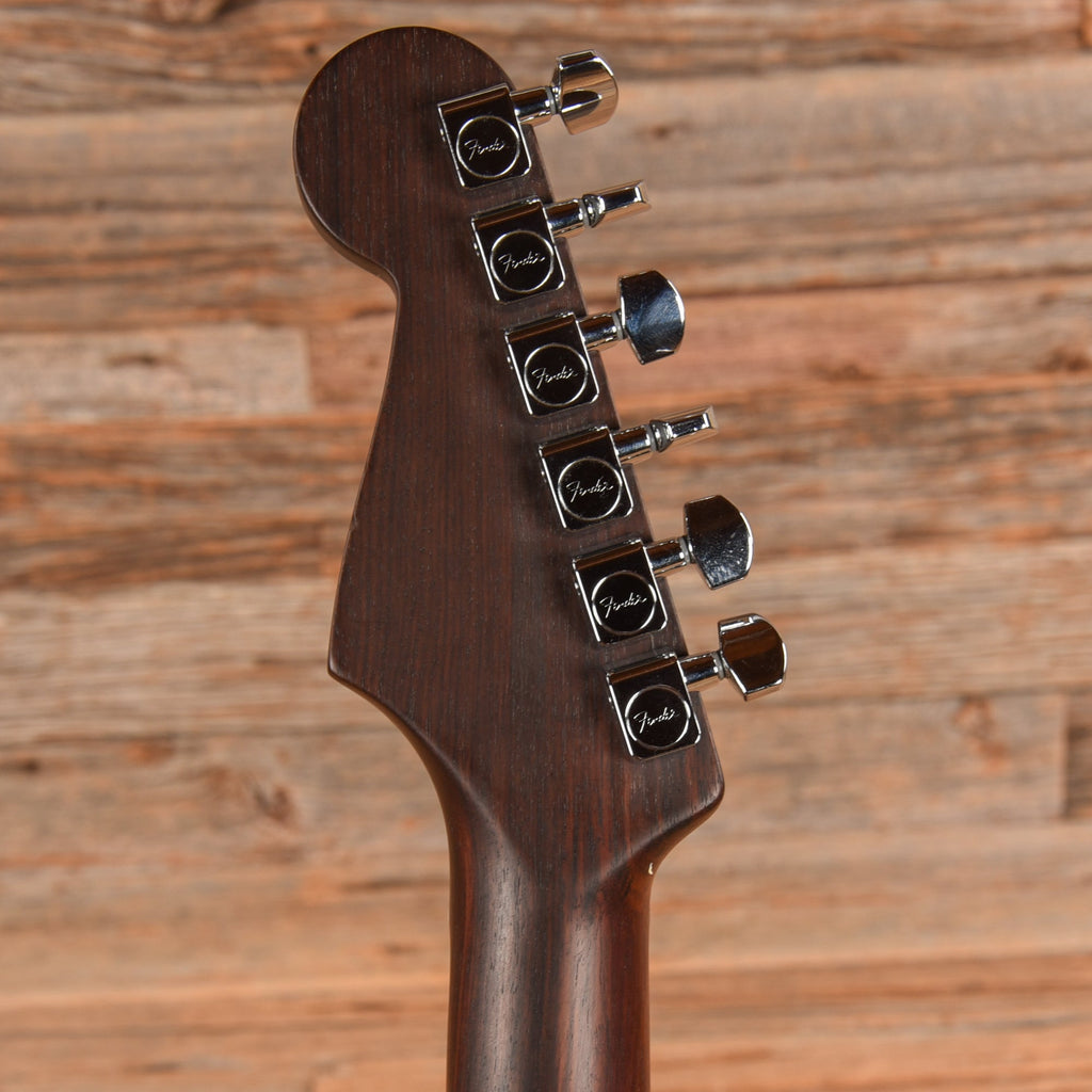 Fender Limited Edition American Professional II Stratocaster w/Rosewood Neck Shell Pink 2021 - View 7 | MusicMarket