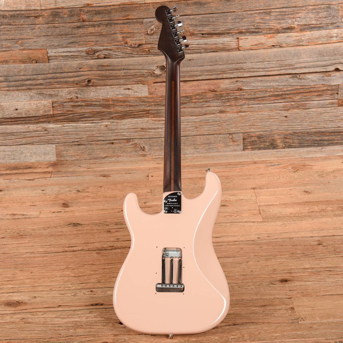 Fender Limited Edition American Professional II Stratocaster w/Rosewood Neck Shell Pink 2021 - View 5 | MusicMarket