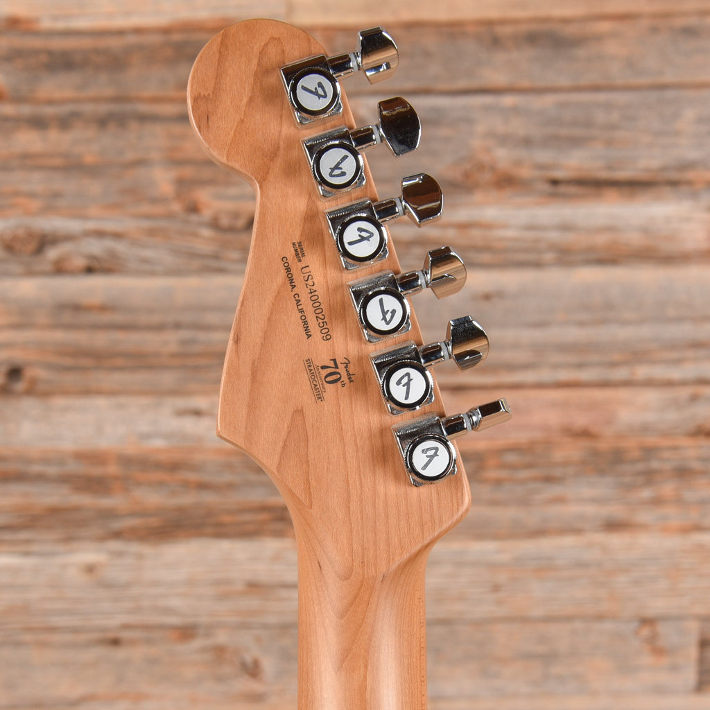 Fender Limited Edition American Ultra Stratocaster Honey Burst 2024 - View 7 | MusicMarket