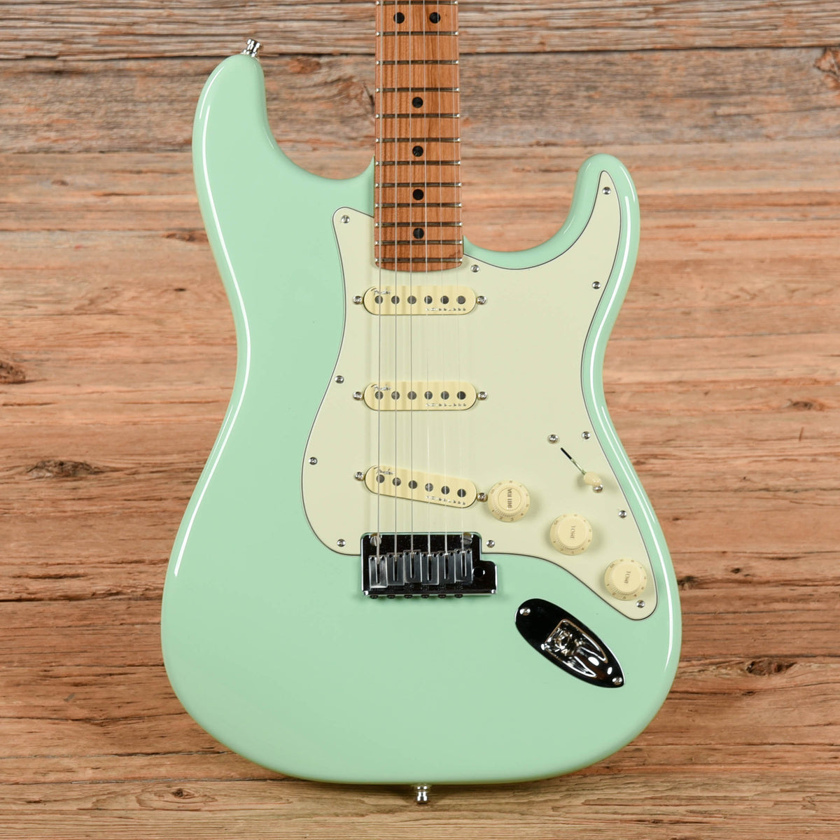 Fender Limited Edition American Ultra Stratocaster Seafoam Green 2024 - MusicMarket